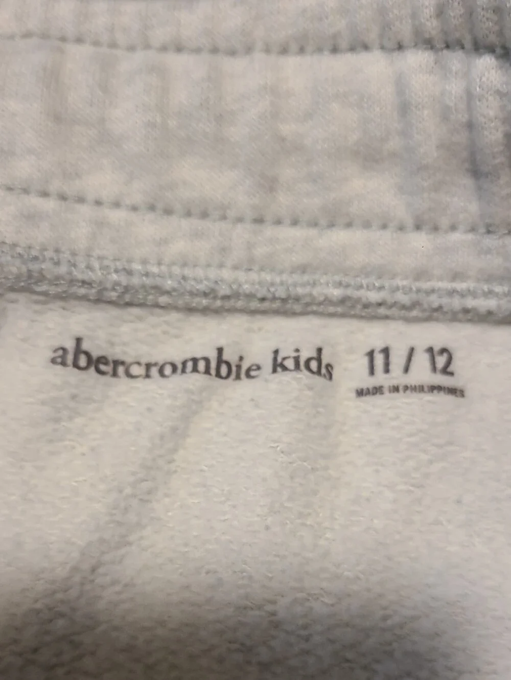 Abercrombie Kids Light Gray Sweat Cargo Joggers - Size 11/12